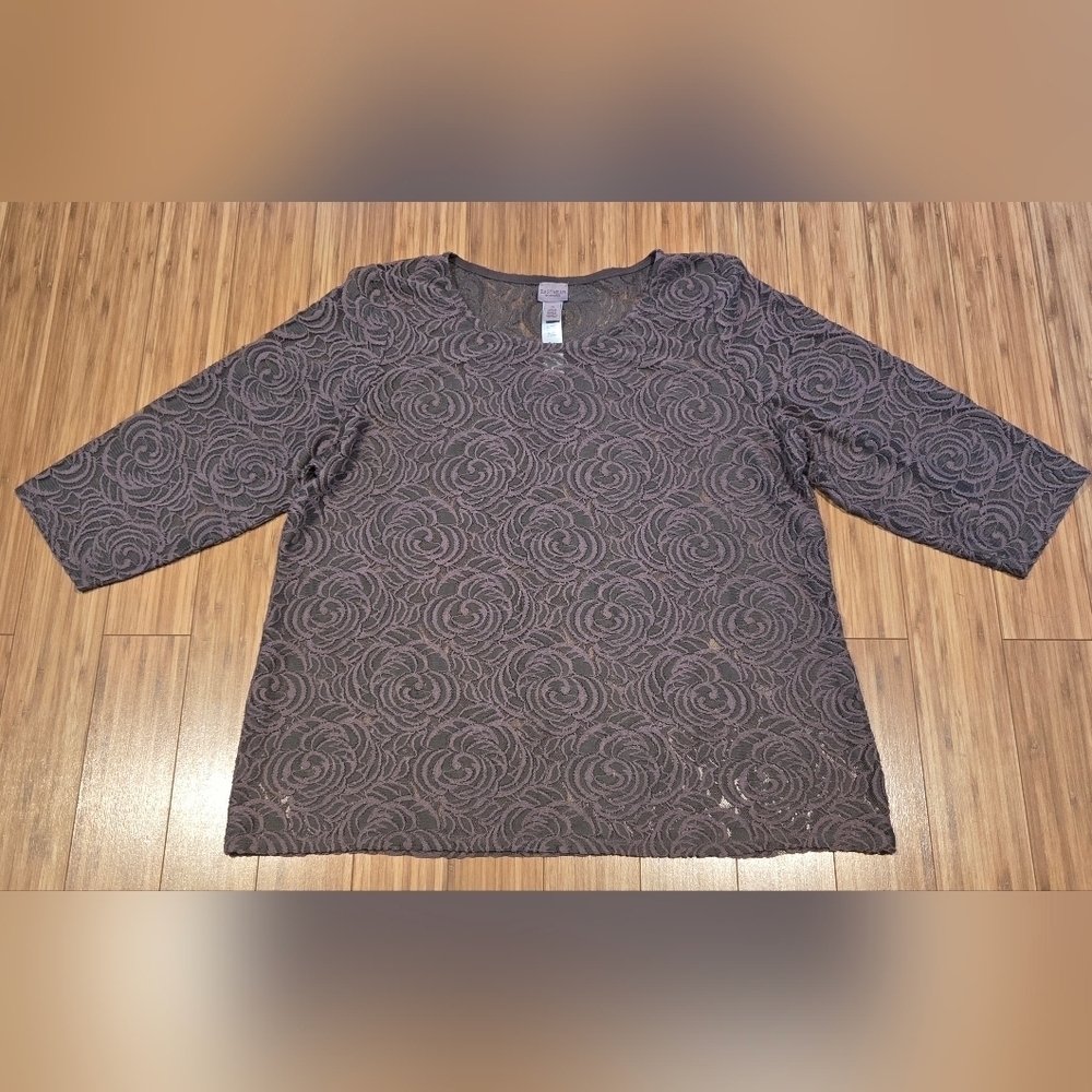 NWOT Chicos Easywear Sheer Patterned Women's Top